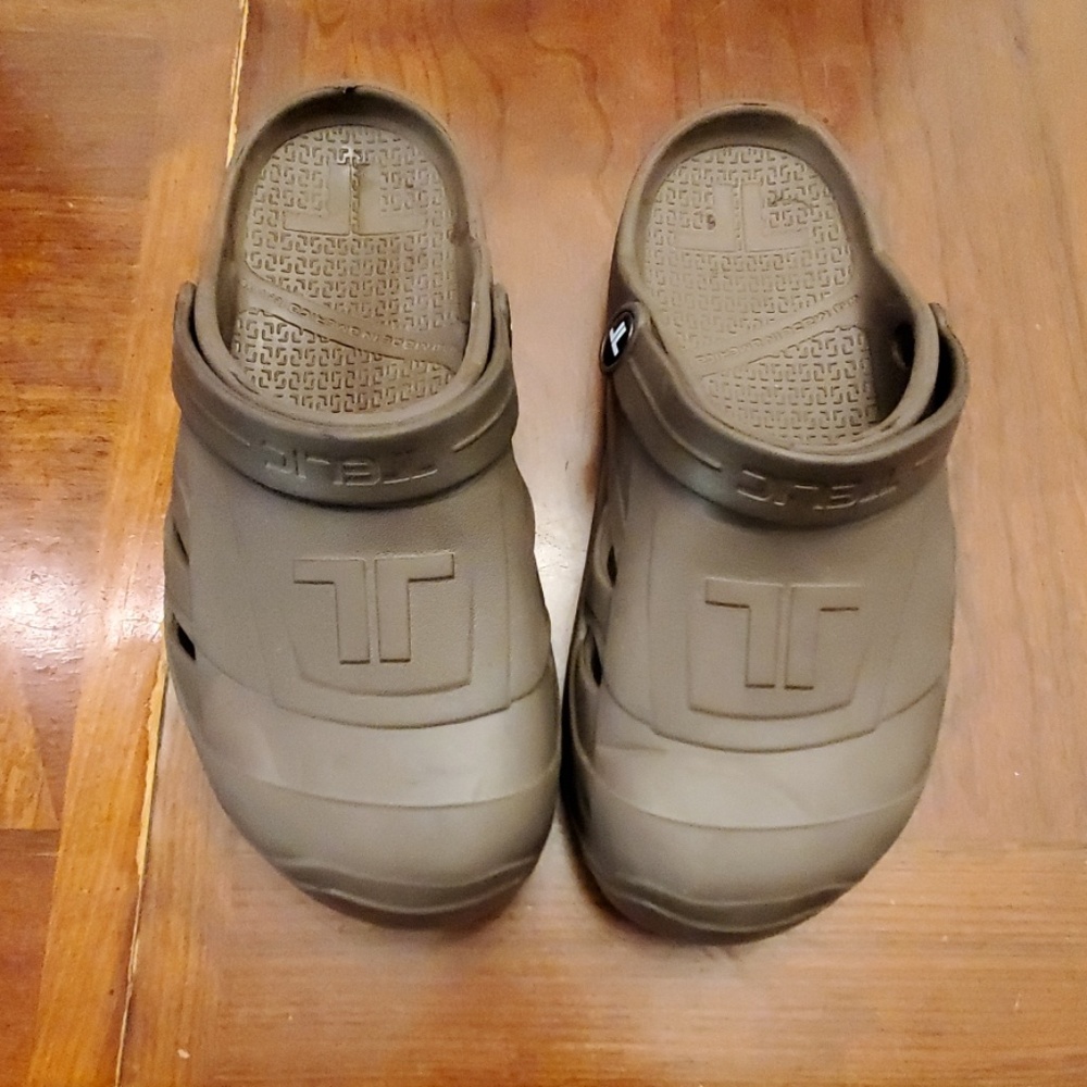 Telic clog eco luxury choice & waterproof♡